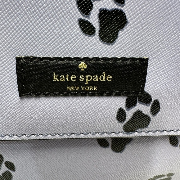 Kate Spade Davie Cosmetic Travel Bag Paw Prints in RARE Lavender EUC! - Picture 10 of 11